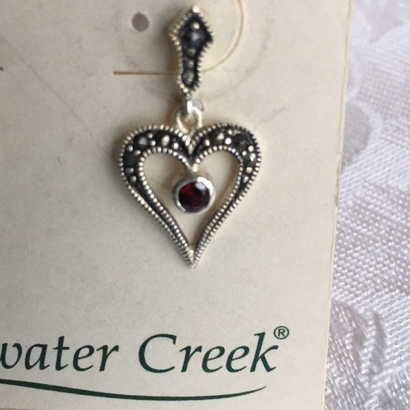 SS Heart Drop Earrings. - Picture 2 of 3